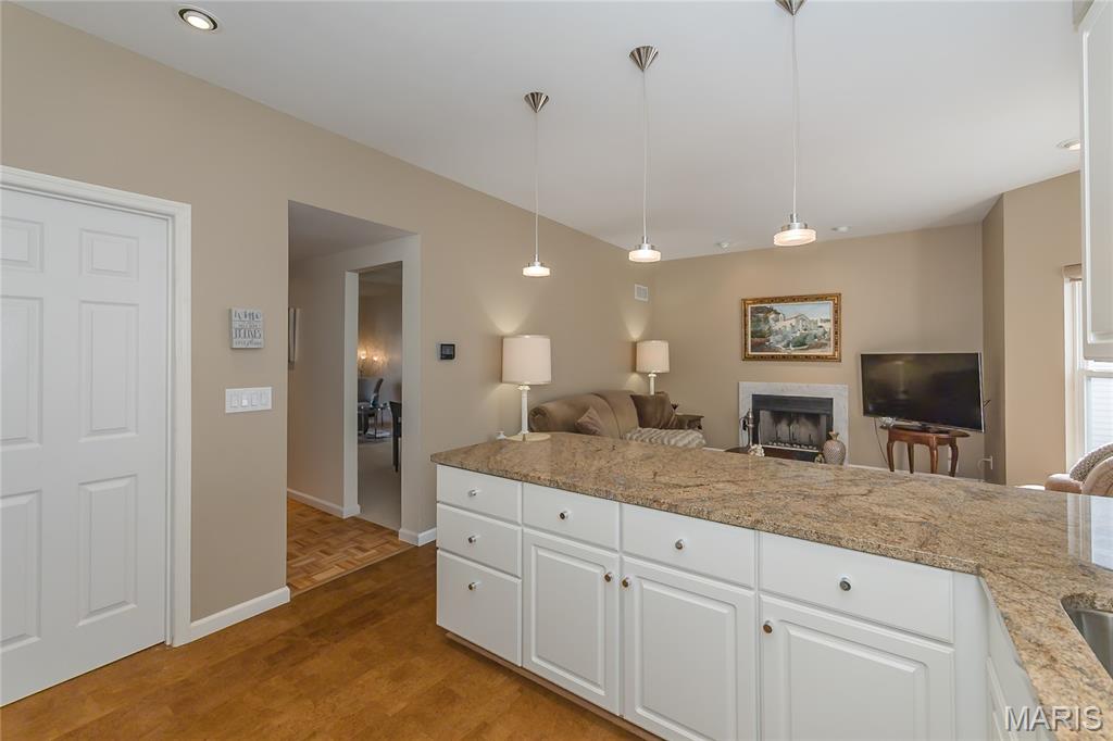 Village Of Universtiy Place 3 The - Residential