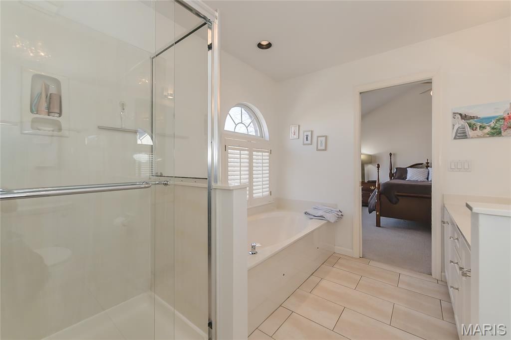 Village Of Universtiy Place 3 The - Residential