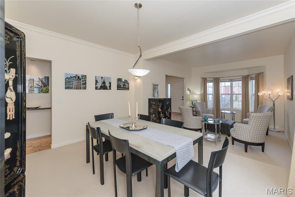 Village Of Universtiy Place 3 The - Residential