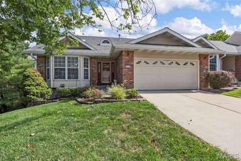 Tiny photo for 818 Brae Court #30, Chesterfield, MO 63017 (MLS # 26009941)