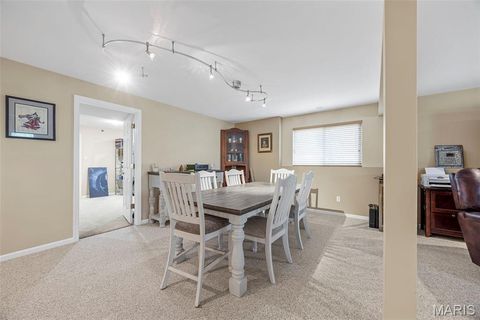 Tiny photo for 818 Brae Court #30, Chesterfield, MO 63017 (MLS # 26009941)