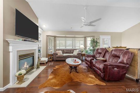 Tiny photo for 818 Brae Court #30, Chesterfield, MO 63017 (MLS # 26009941)