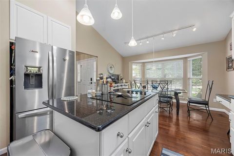 Tiny photo for 818 Brae Court #30, Chesterfield, MO 63017 (MLS # 26009941)