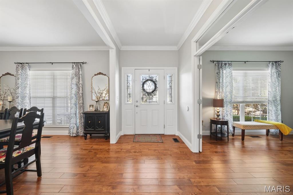 2026 Avalon Mist Circle