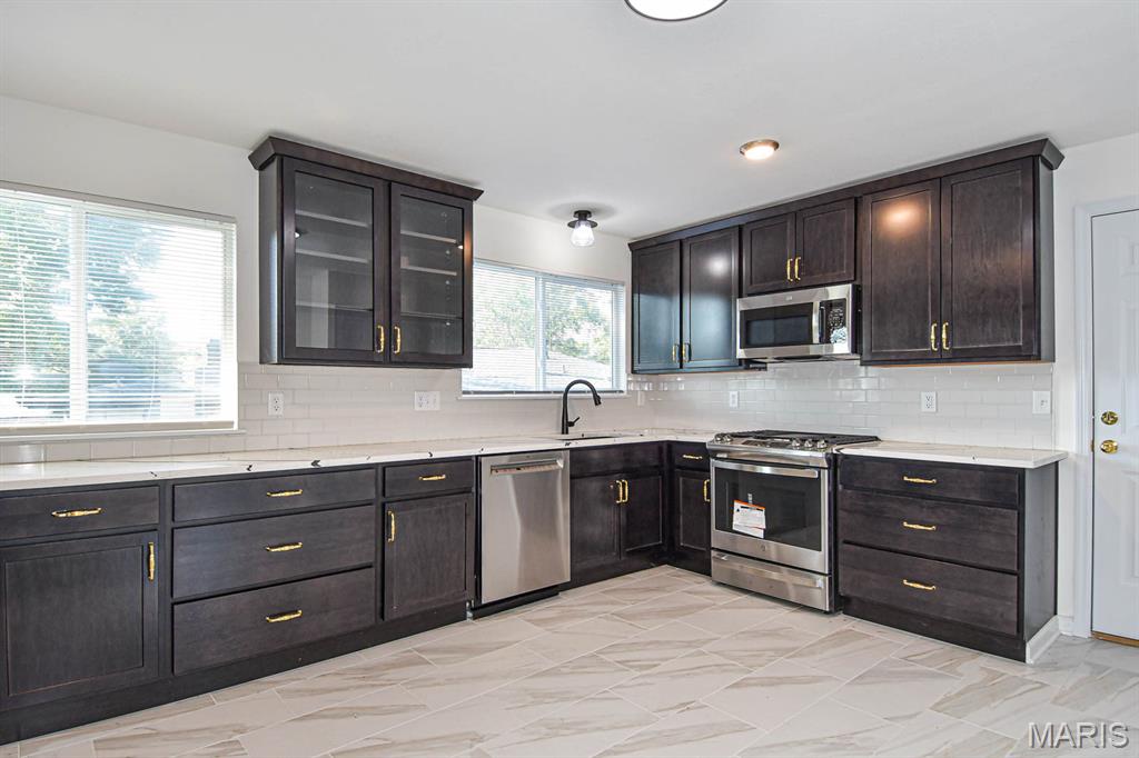 Fox Creek - Residential Lease