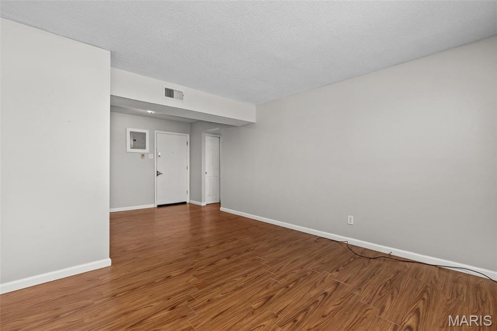 Neptune Condo - Residential Income