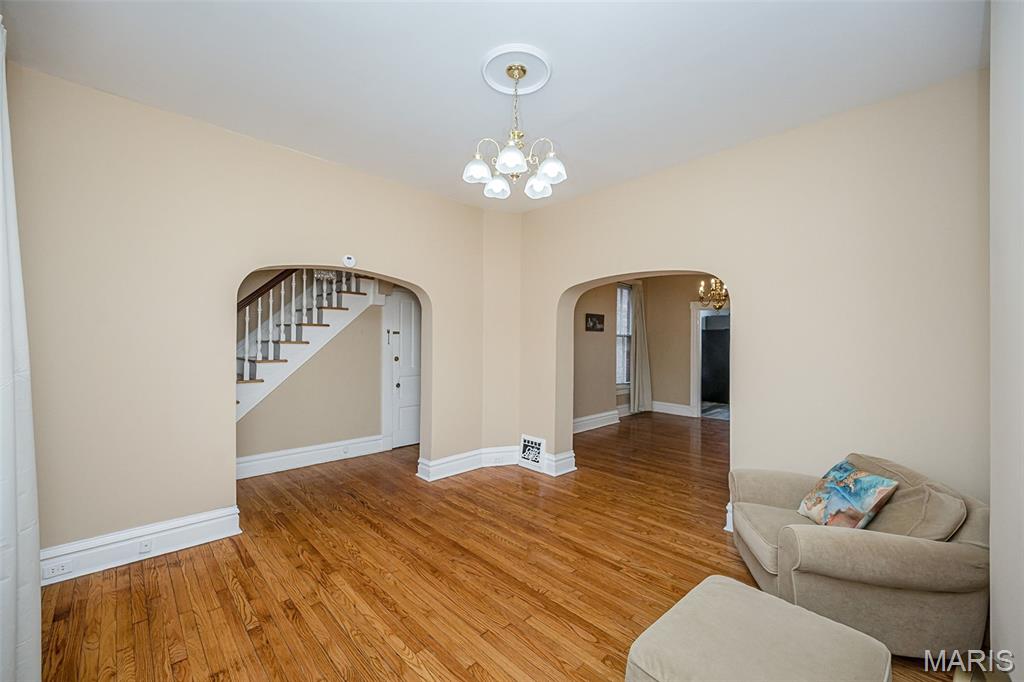 St Louis Commons Add - Residential