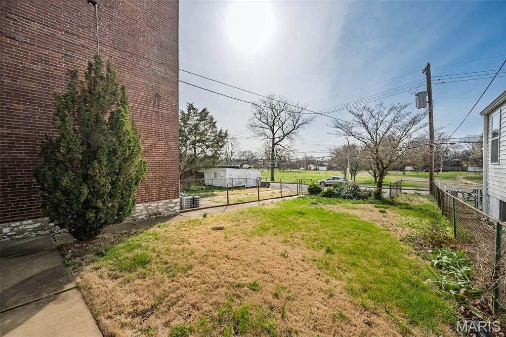 St Louis Commons Add - Residential