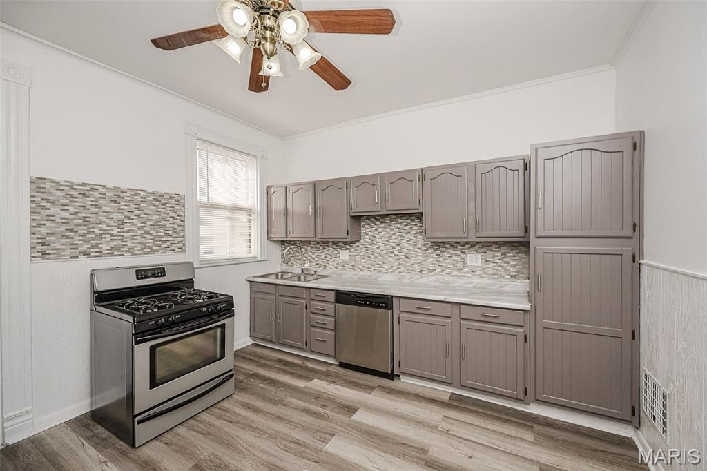 St Louis Commons Add - Residential