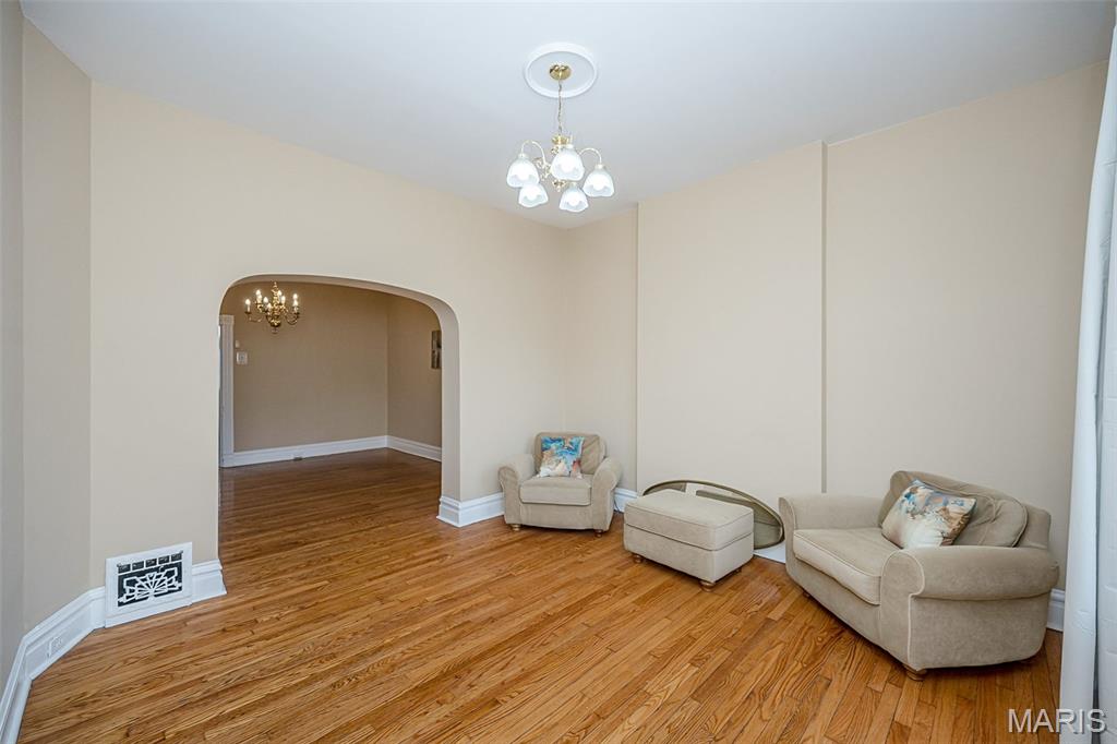 St Louis Commons Add - Residential