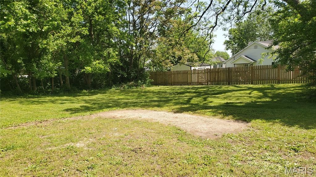 Photo of 104 S Jackson Street, Salem, MO 65560 (MLS # 26026953)