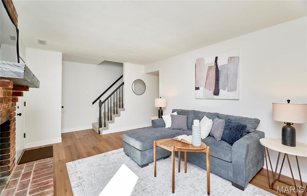 Photo of 21 Park Charles Boulevard S #B, St Peters, MO 63376 (MLS # 26067425)