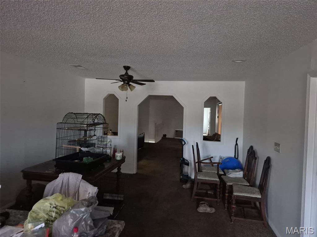 Town/Flat River - Commercial Sale