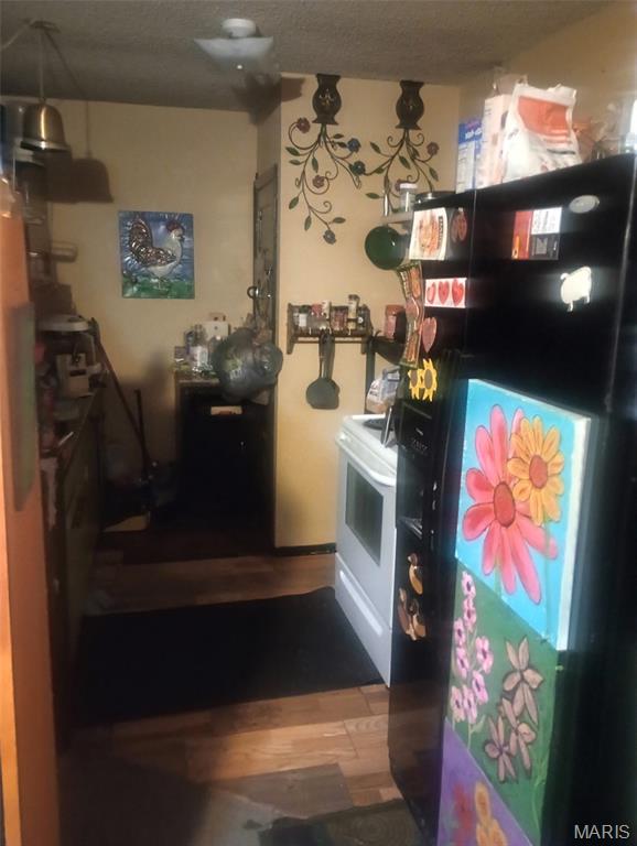 Town/Flat River - Commercial Sale