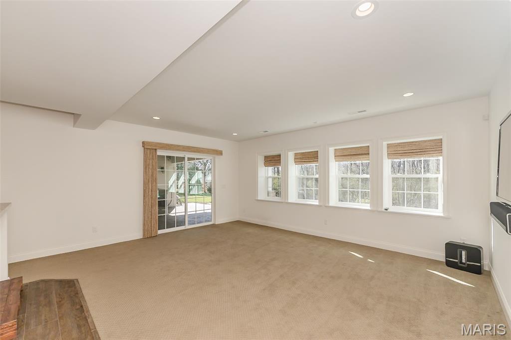 Meadowbrook Country Club Estates - Residential