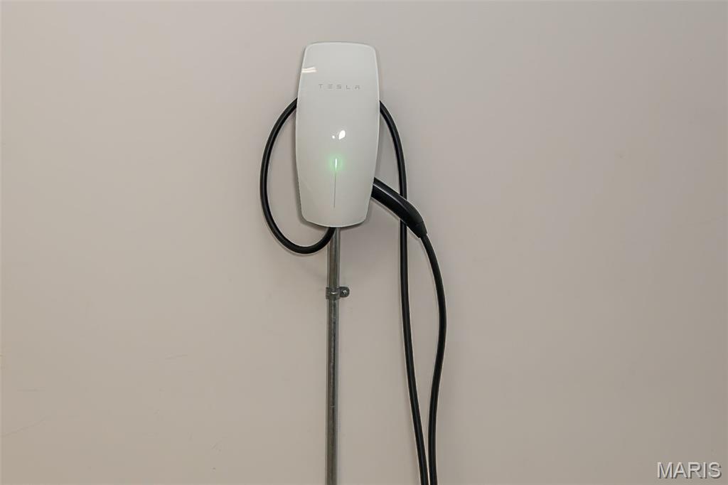 Meadowbrook Country Club Estates - Residential