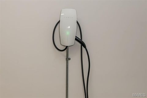 Tiny photo for 30 Meadowbrook Country Club Estate, Ballwin, MO 63011 (MLS # 26010259)