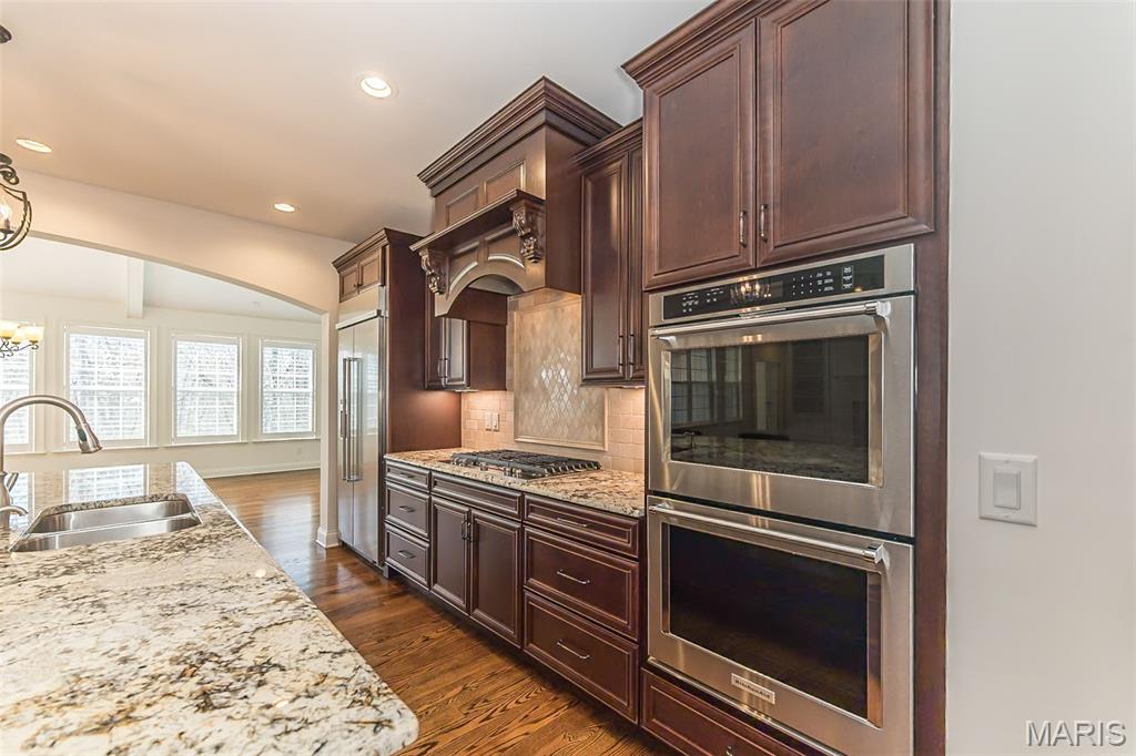 Meadowbrook Country Club Estates - Residential