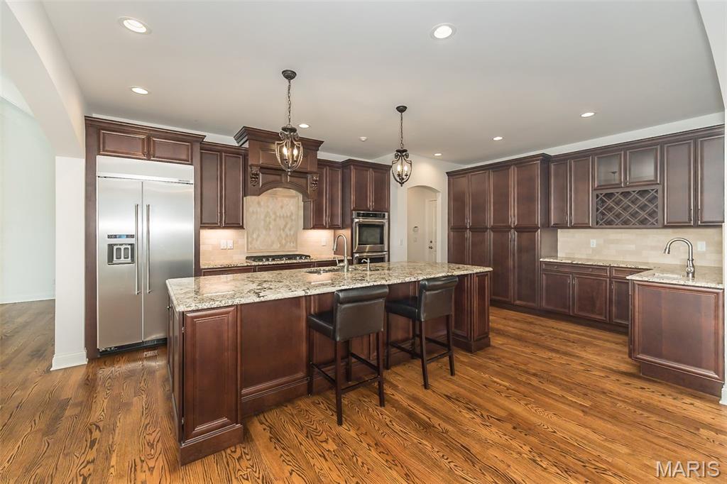 Meadowbrook Country Club Estates - Residential