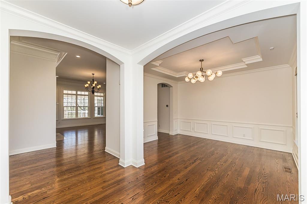 Meadowbrook Country Club Estates - Residential