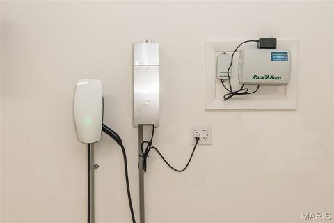 Tiny photo for 30 Meadowbrook Country Club Estate, Ballwin, MO 63011 (MLS # 26010259)