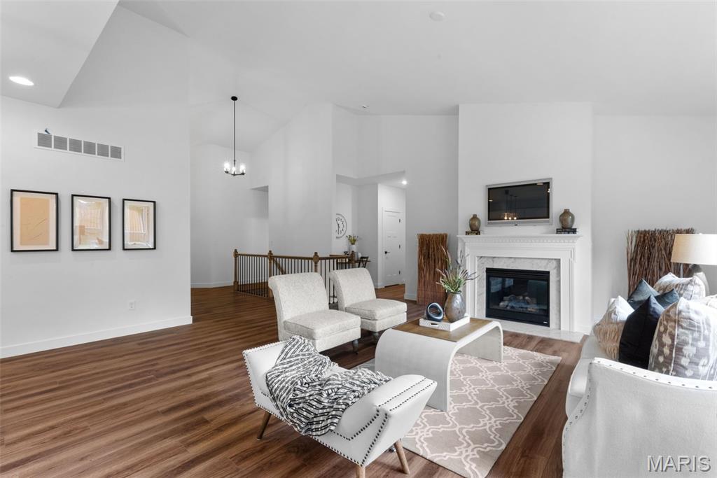 1 Rochester @ Summit Park Hills