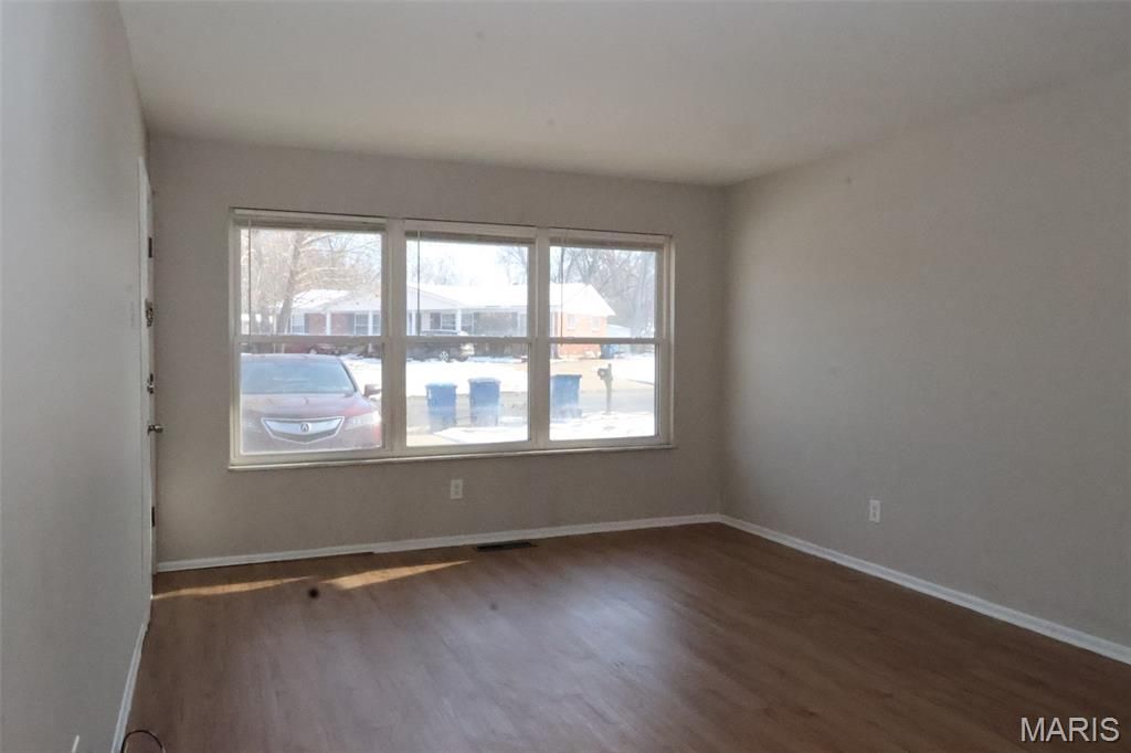 Photo of 835 Cole Boulevard, St Charles, MO 63301 (MLS # 25080266)