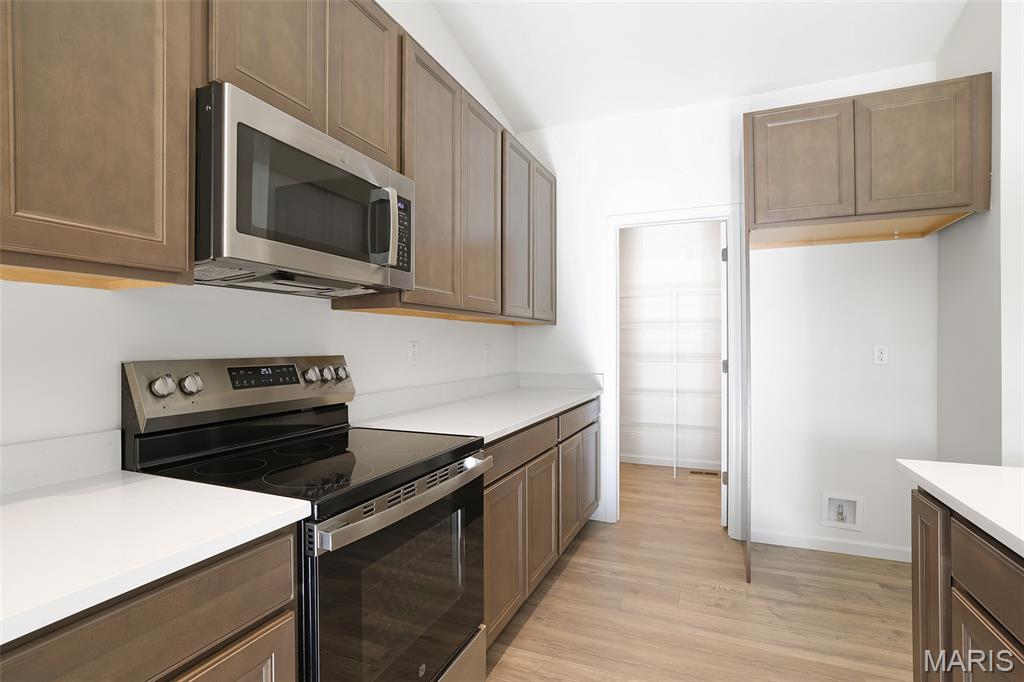 Louiselle 11 - Residential