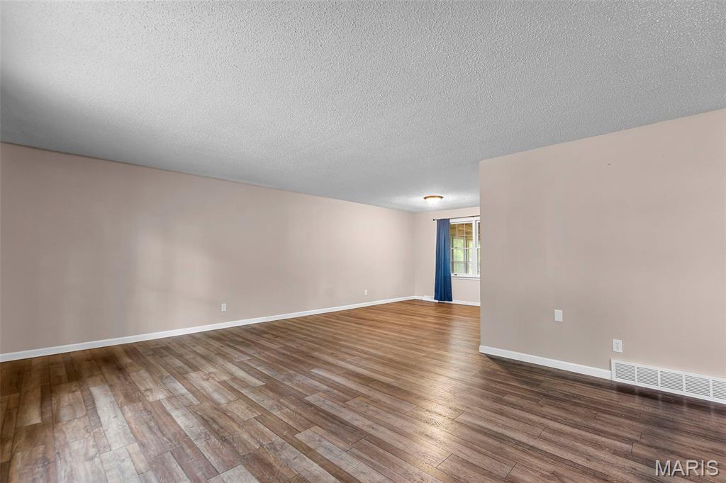 Woodland Hills Estate - Residential