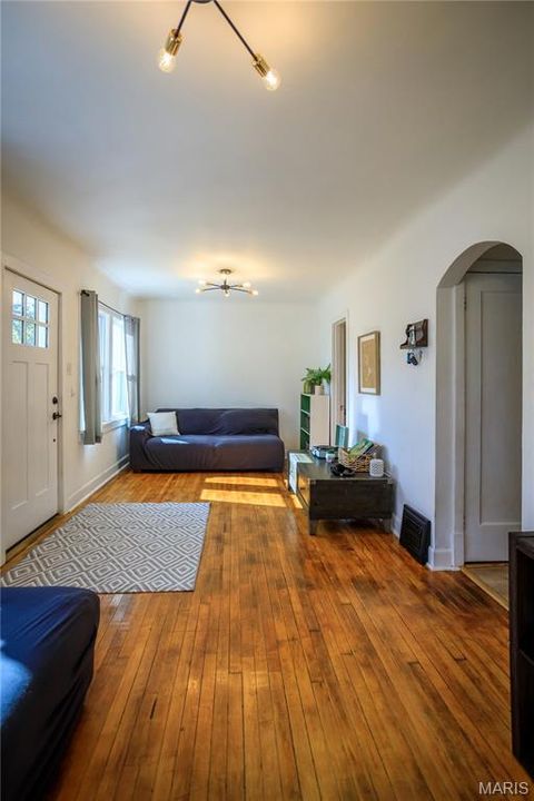 Tiny photo for 715 Erskine Avenue, St Louis, MO 63125 (MLS # 26014557)