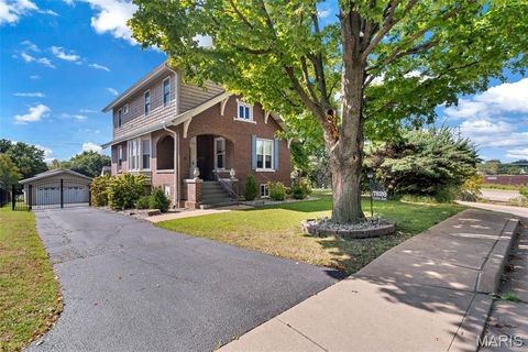 7826 Grove Avenue St Louis MO 63119