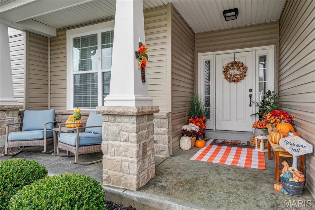 Photo of 213 Wyndemere Lane, Lake Saint Louis, MO 63367 (MLS # 25077467)