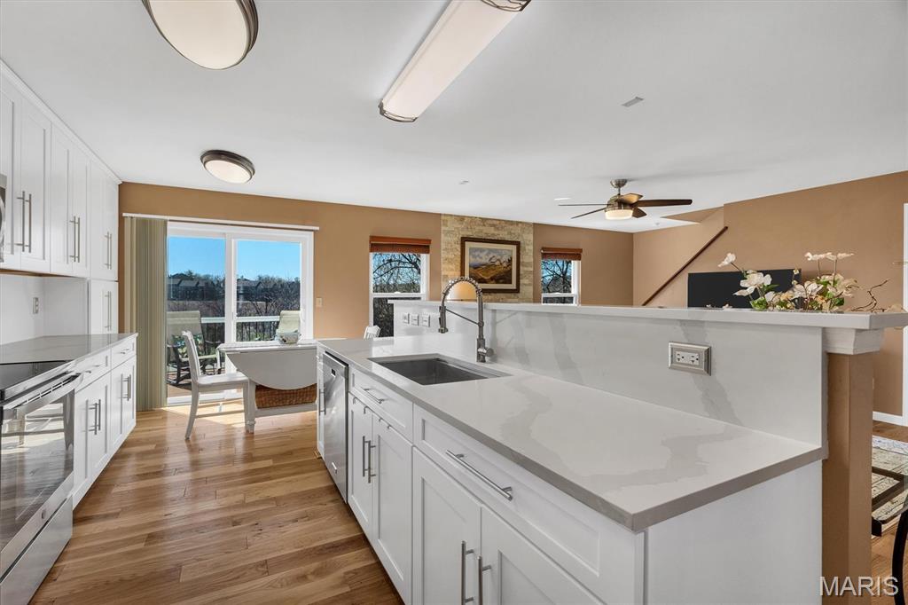 Pearson Pointe Villa - Residential