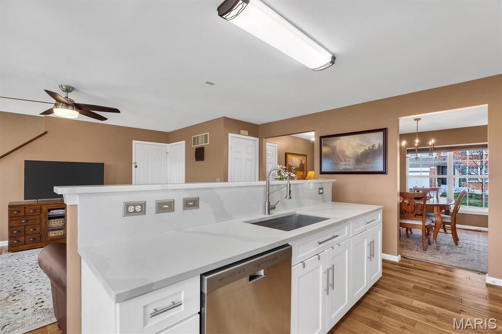 Pearson Pointe Villa - Residential