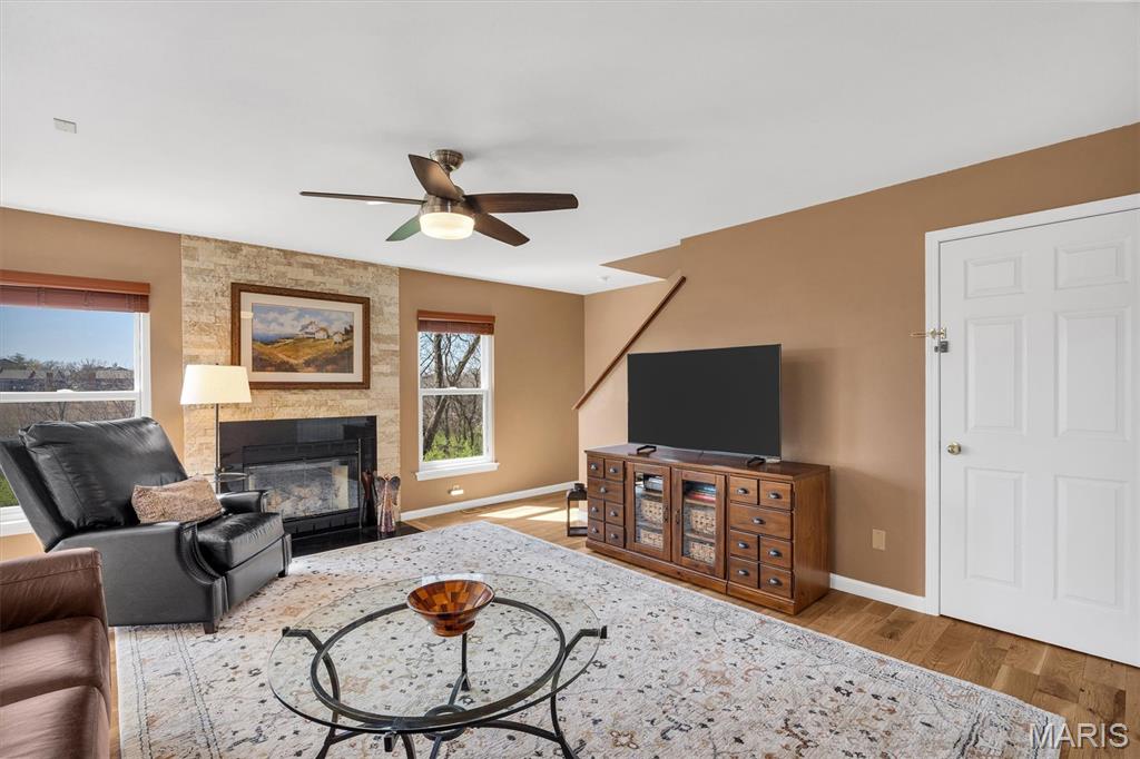 Pearson Pointe Villa - Residential