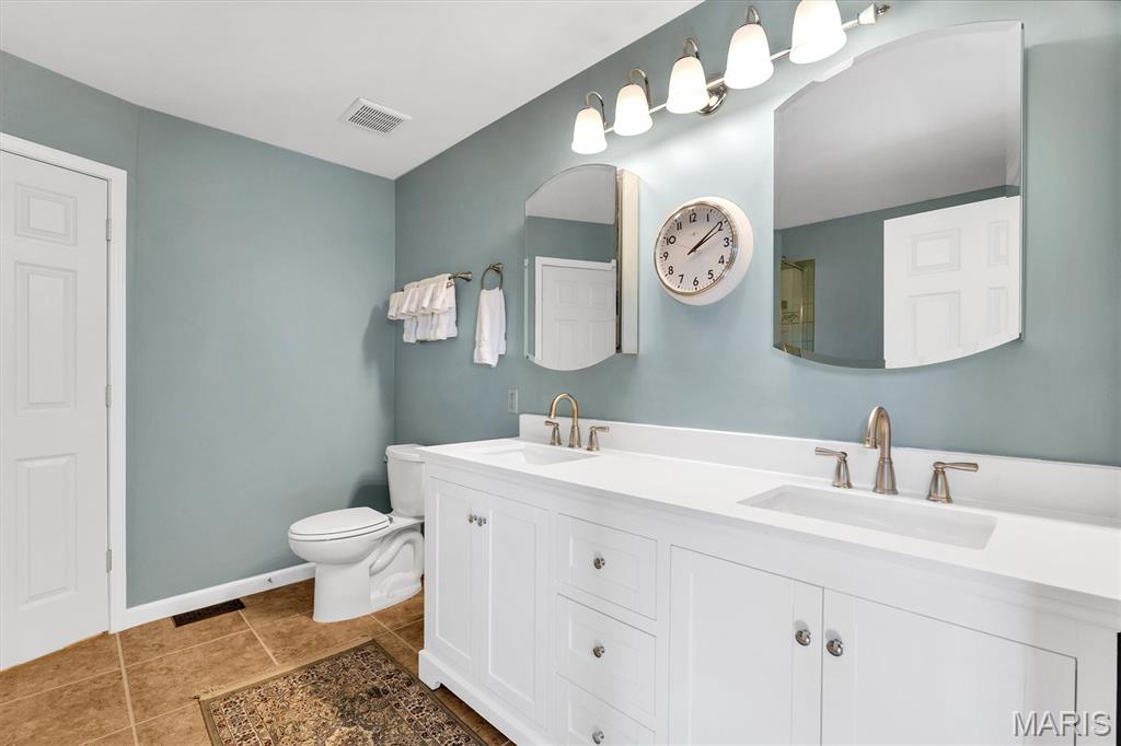 Pearson Pointe Villa - Residential