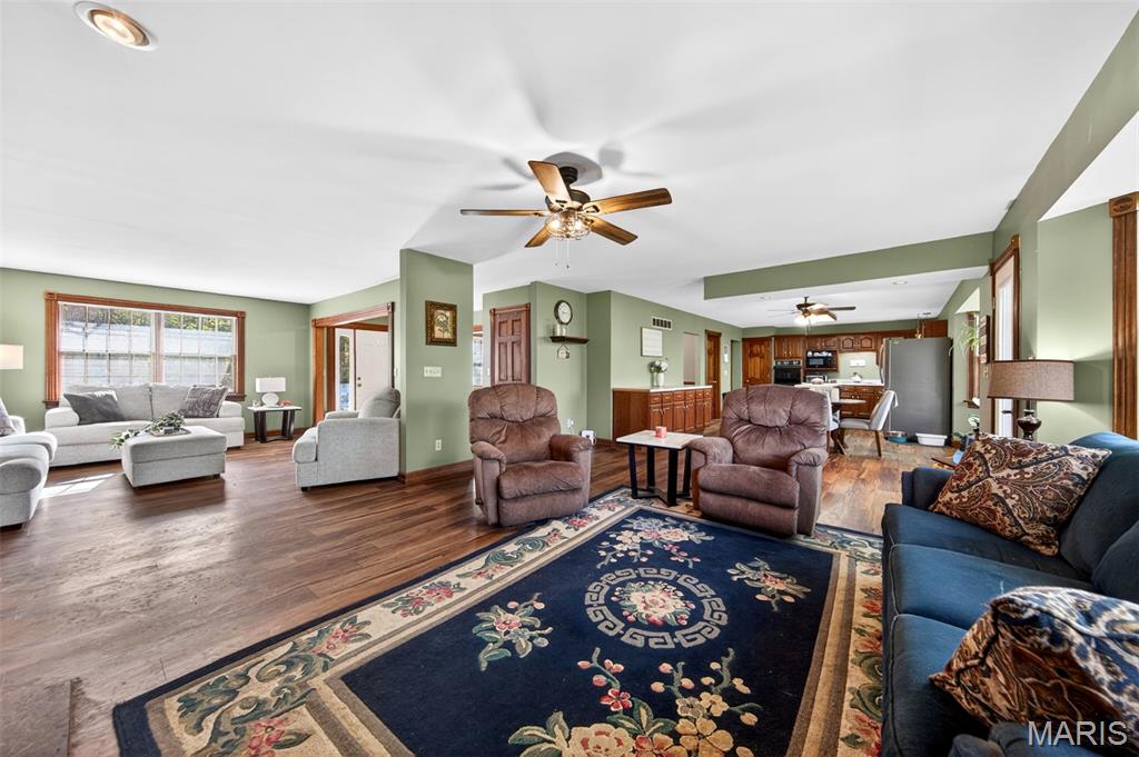 Lake Sherwood Estates - Residential