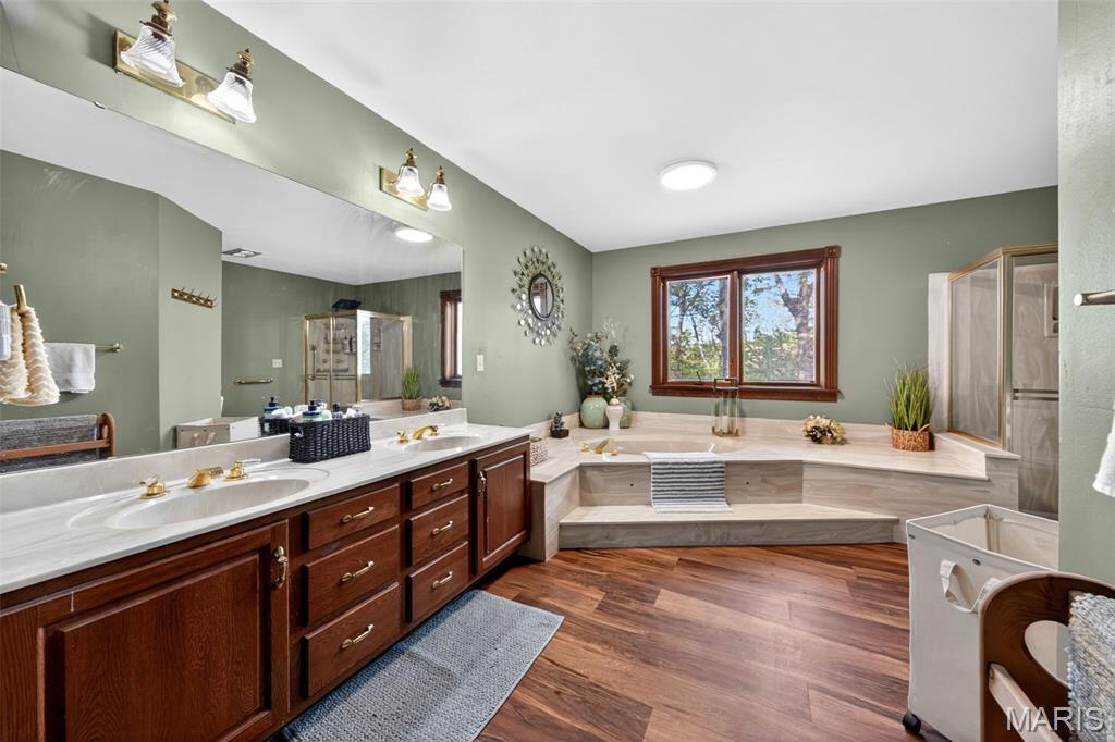 Lake Sherwood Estates - Residential