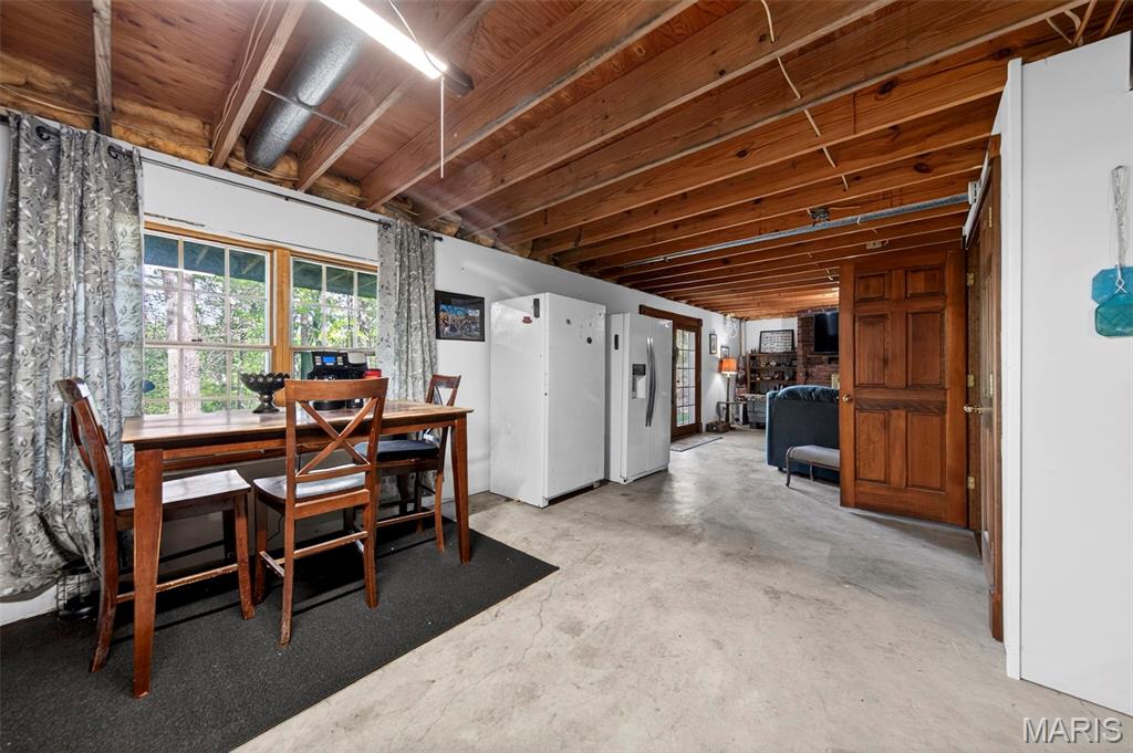 Lake Sherwood Estates - Residential