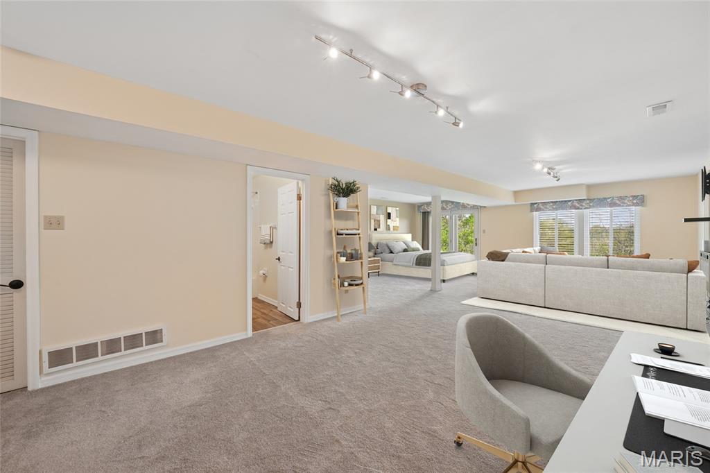 Ridgeview Place Condo Nine - Residential