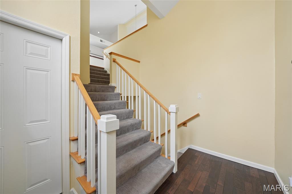 Ridgeview Place Condo Nine - Residential