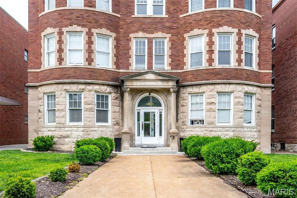 Photo of 4319 Lindell Boulevard #D, St Louis, MO 63108 (MLS # 26019361)