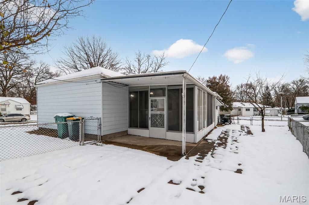 Photo of 10201 Surf Drive, St Louis, MO 63137 (MLS # 25079368)