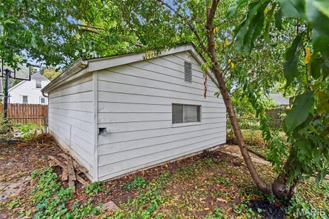 Tiny photo for 5218 Gresham Avenue, St Louis, MO 63109 (MLS # 26059863)