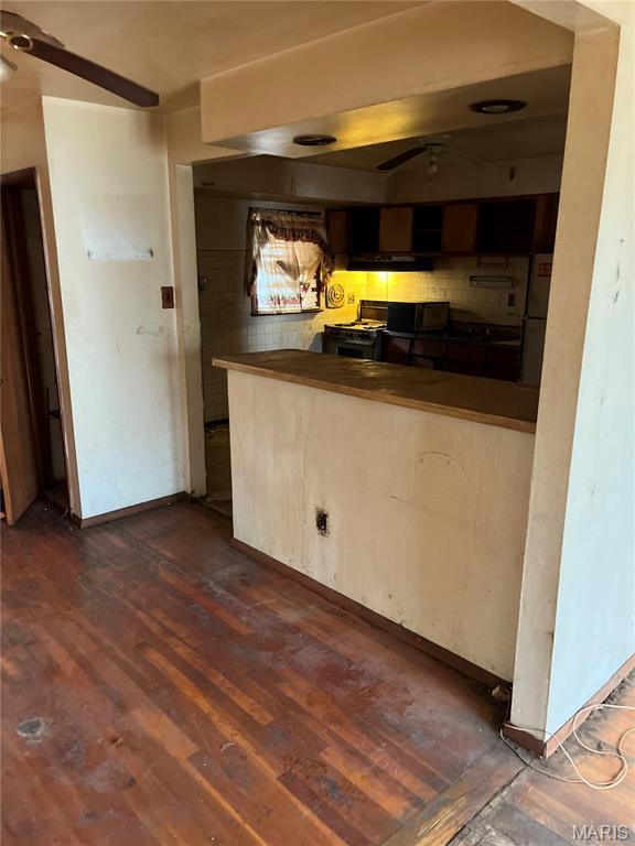 2074 Wedgewood Drive