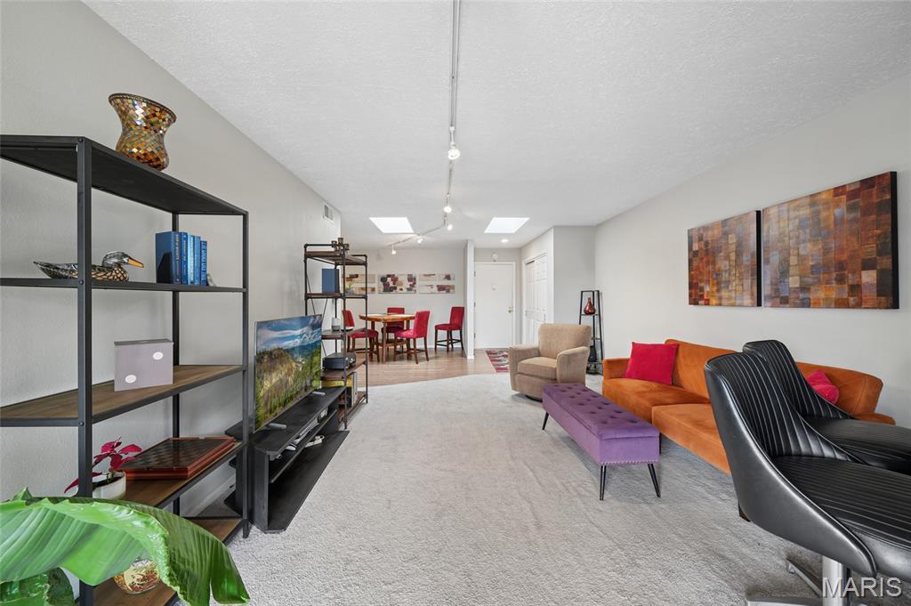 Heritage Garden Condos - Residential