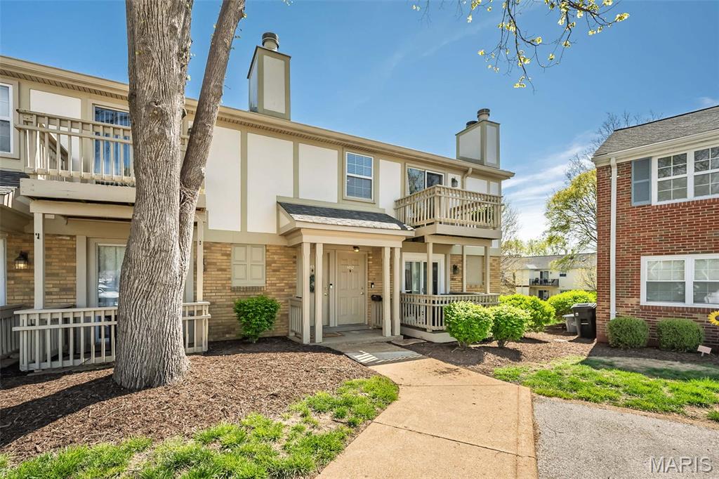 1450 Bluebird Terrace