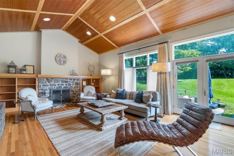 Tiny photo for 845 Coulange Court, Creve Coeur, MO 63141 (MLS # 26037242)