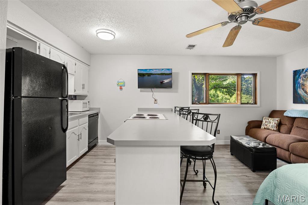 Maywood Condo 3 - Residential