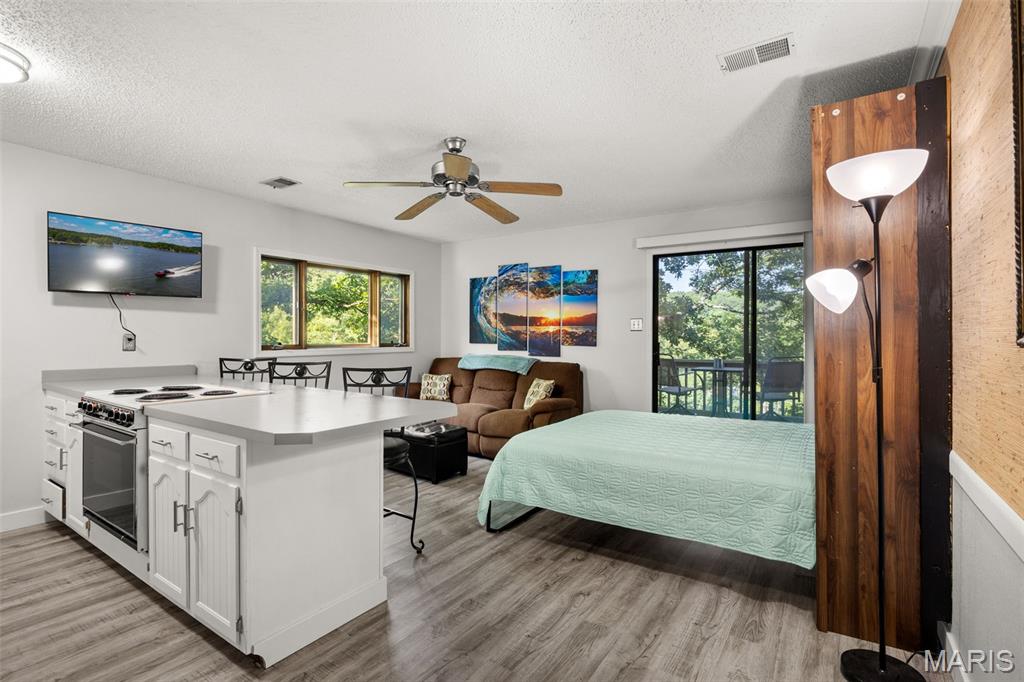 Maywood Condo 3 - Residential